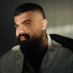 دانلود آهنگ فرهاد جهانگیری هی الکل و سیگاری فاز غمه بیس چاری